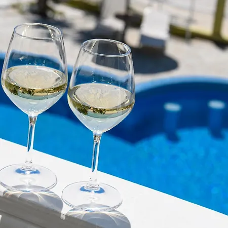Hotel apartamentowy Boutique Giannikis By The 3*
