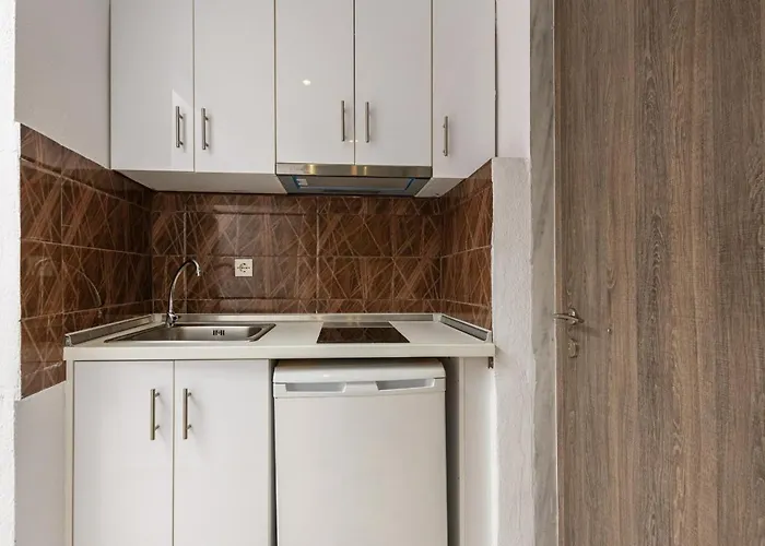 Boutique Giannikis By The מלון דירות