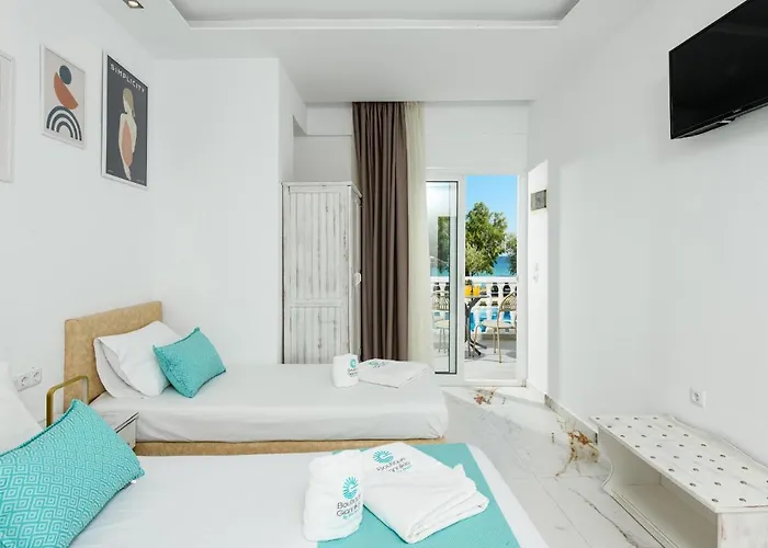 Boutique Giannikis By The