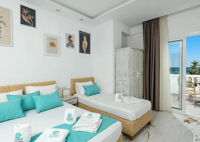 Boutique Giannikis By The