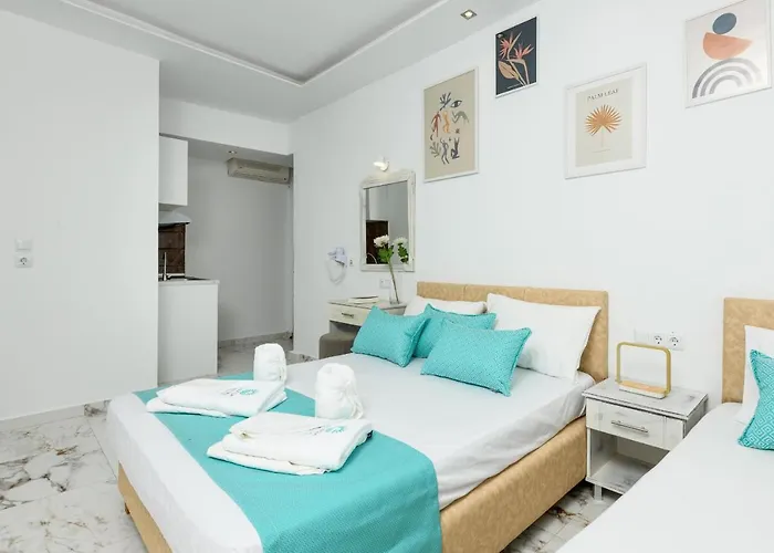 Boutique Giannikis By The מלון דירות לימנריה