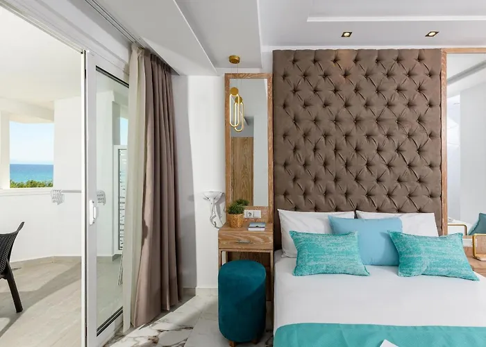 Boutique Giannikis By The מלון דירות לימנריה