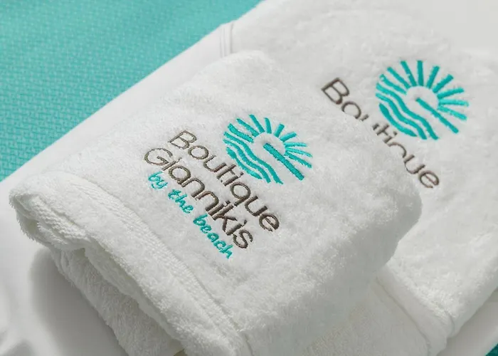 Boutique Giannikis By The 3* לימנריה