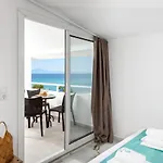 Boutique Giannikis By The 3*