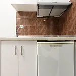 Boutique Giannikis By The アパートホテル 3*