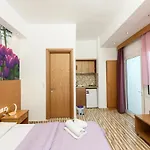 Boutique Giannikis By The 3* 리메나리아