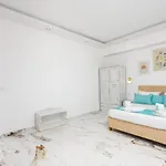 Boutique Giannikis By The