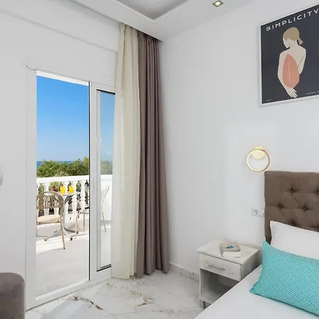 מלון דירות Boutique Giannikis By The