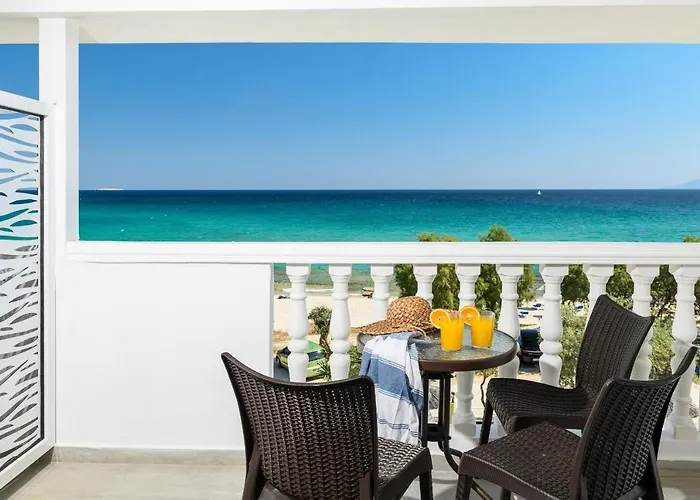 Boutique Giannikis By The アパートホテル